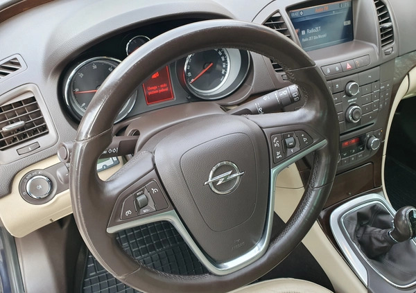 Opel Insignia cena 24900 przebieg: 238000, rok produkcji 2010 z Nidzica małe 781